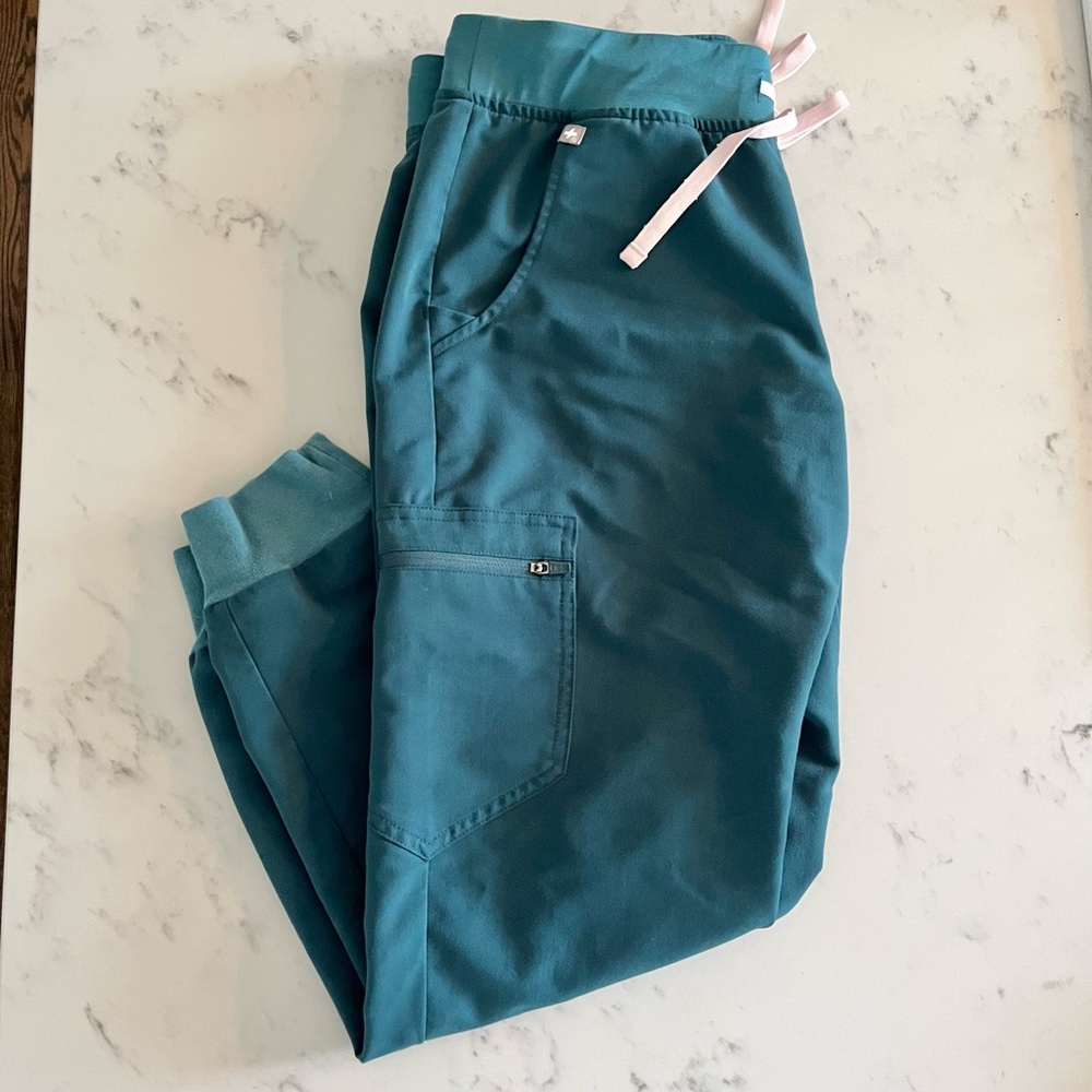 Figs Teal Zamora joggers- medium petite